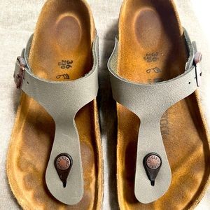 Birkenstock Gizeh Women’s Stone Size 36